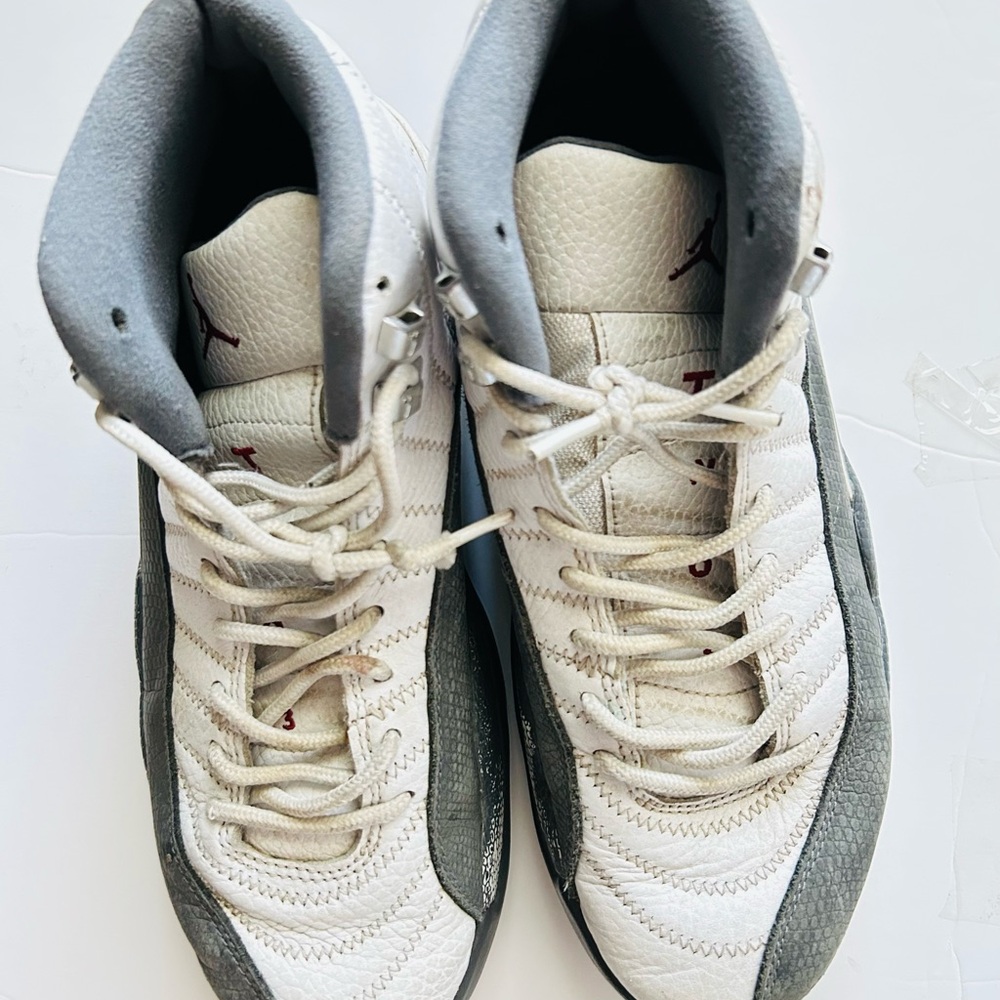 Jordan Men's White and Gray Sneakers